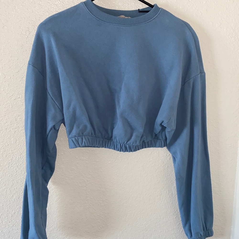 Crop top sweater!